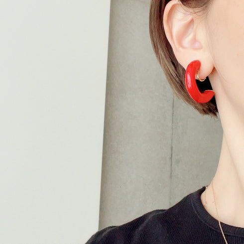Big hoop earring